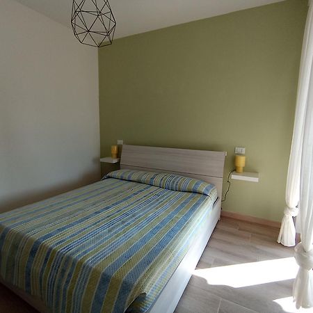 Citrus Apartment Brenzone Bagian luar foto