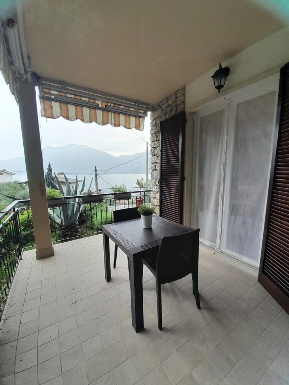 Citrus Apartment Brenzone Bagian luar foto
